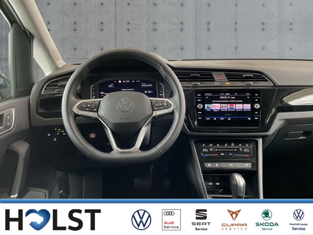 Touran 1.5TSI DSG Highline R-Line Kamera App-Connect
