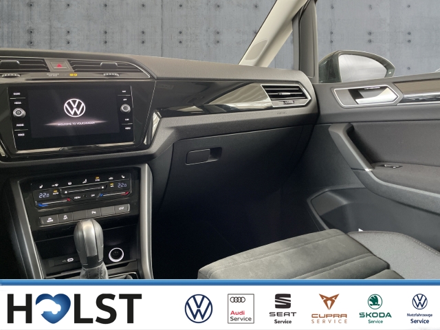 Touran 1.5TSI DSG Highline R-Line Kamera App-Connect