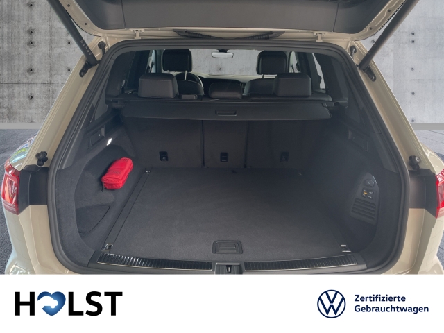 Touareg 3.0TDI DSG 4Motion R-Line IQ.DRIVE GJR AHK ACC Memory