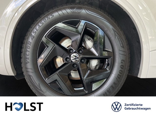 Touareg 3.0TDI DSG 4Motion R-Line IQ.DRIVE GJR AHK ACC Memory