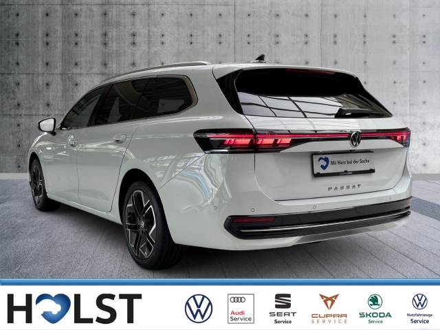 Passat Variant 2.0TDI DSG Elegance AHK Pano