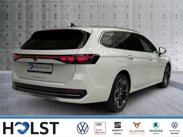 Passat Variant 2.0TDI DSG Elegance AHK Pano
