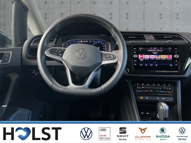 Touran 2.0 TDI DSG Highline RüFaKa 7-Sitze AHK Navi Standhzg. Pano