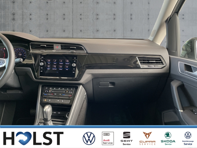 Touran 1.5TSI DSG Highline AHK 7Sitzer 18 Kamera Stdhz. Pano