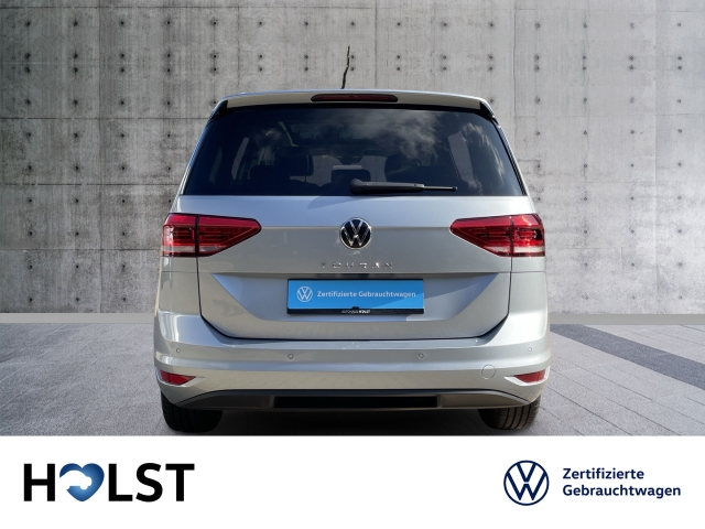 Touran 1.5TSI DSG Highl. AHK Navi Pano RüFaKa StdHZ