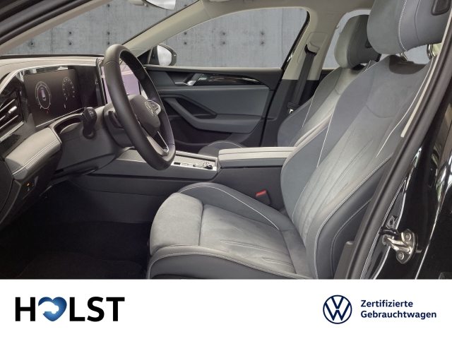 Passat Variant 2.0TDI DSG Business GJR AHK RüFaKa ACC