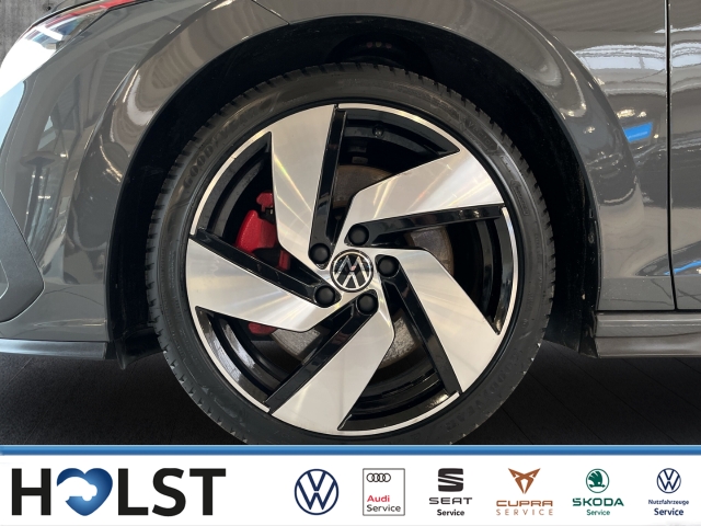 Golf GTI VIII 2.0TSI DSG, RüFaKa,ACC,SHZ,GJR