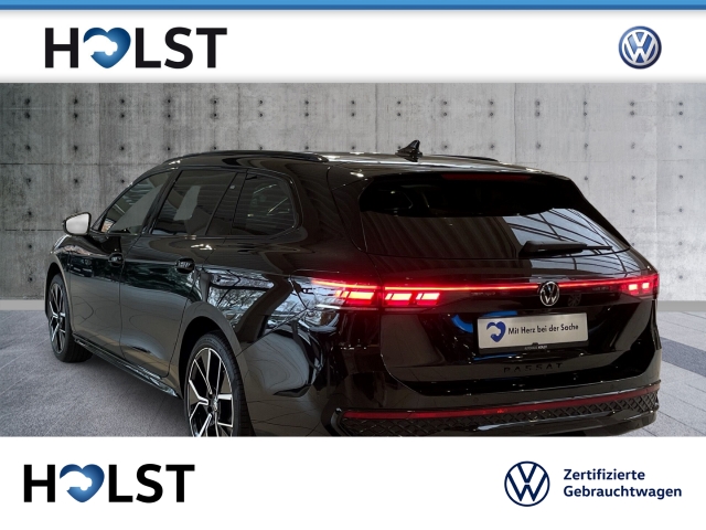 Passat 1.5TSI eHybrid DSG R-Line IQ.DRIVE AHK PANO HUD