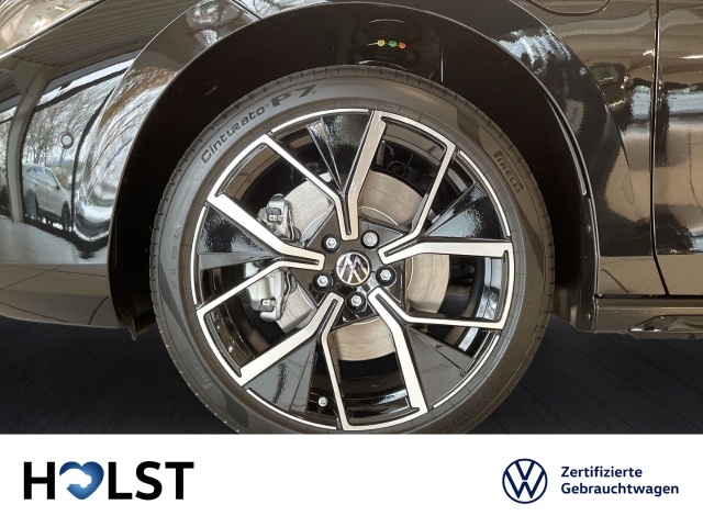 Passat 1.5TSI eHybrid DSG R-Line IQ.DRIVE AHK PANO HUD