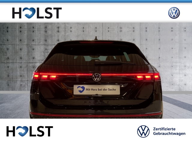 Passat 1.5TSI eHybrid DSG R-Line IQ.DRIVE AHK PANO HUD