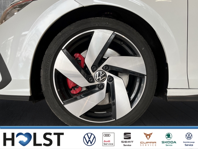 Golf GTI VIII 2.0 DSG DCC Harman Kamera 5J/100TKM