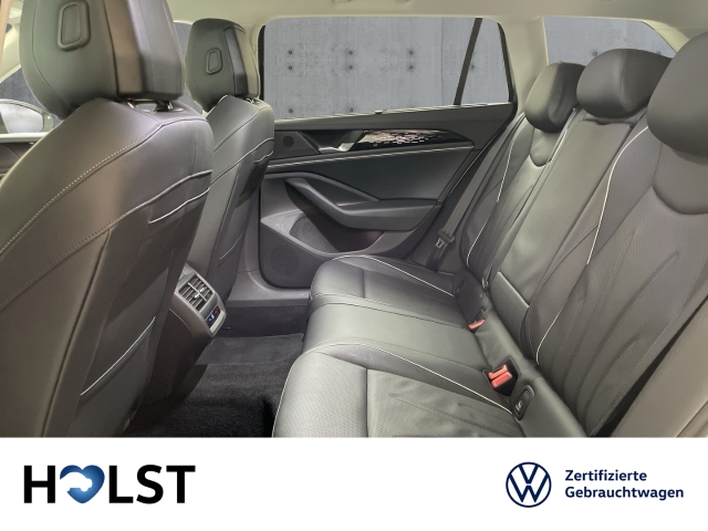 Passat Variant 1.5TSI eHybrid DSG Elegance IQ.DRIVE AHK RüFaKa ACC