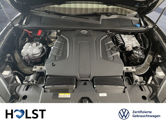 Touareg 3.0TDI DSG 4Motion Elegance IQ.DRIVE GJR AHK