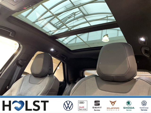 T-Roc 2.0TSI DSG R 4M. AHK Navi Pano eHeckklappe