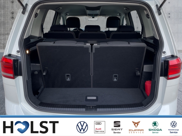 Touran 1.5TSI DSG UNITED Navi 7Sitzer AHK Kamera L&R
