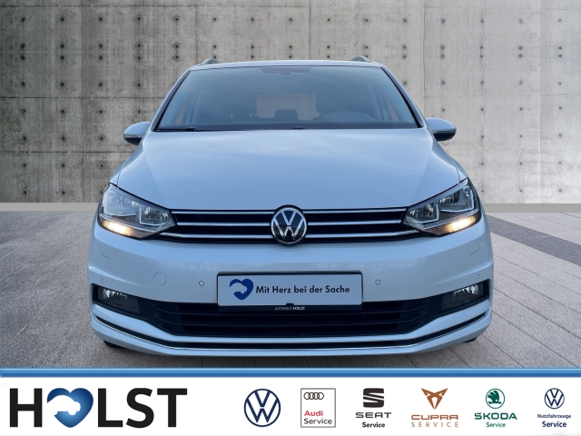 Touran 1.5TSI DSG UNITED Navi 7Sitzer AHK Kamera L&R