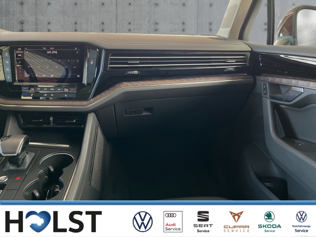 Touareg 3.0TDI Atmosphere 4Motion AHK RüFaKa SHZ