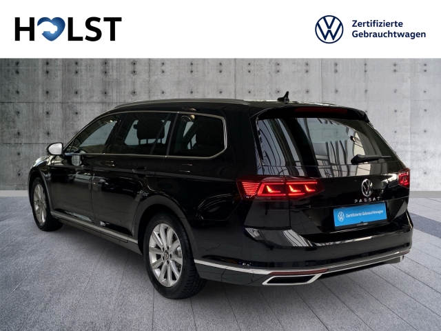 Passat Variant 2.0TDI DSG Elegance AHK+Navi+LED+ACC