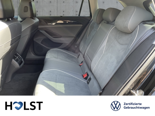 Passat Variant 1.5TSI eHybrid DSG Business AHK ACC KeylessAccess
