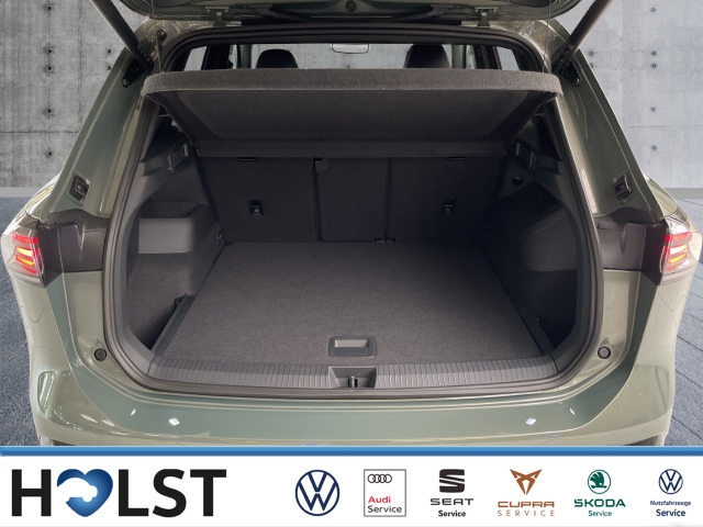 Tiguan 2.0TDI DSG R-Line, Matrix AHK Travel Navi
