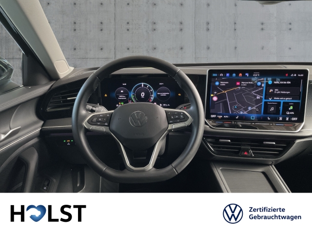 Passat 1.5TSI DSG eHybrid Business AHK GJR HUD DCC Massage