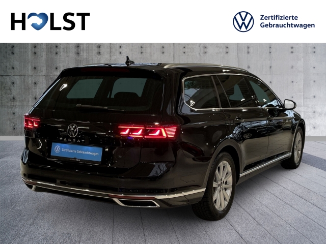 Passat Variant 2.0TDI DSG Elegance Navi LED ACC AHK