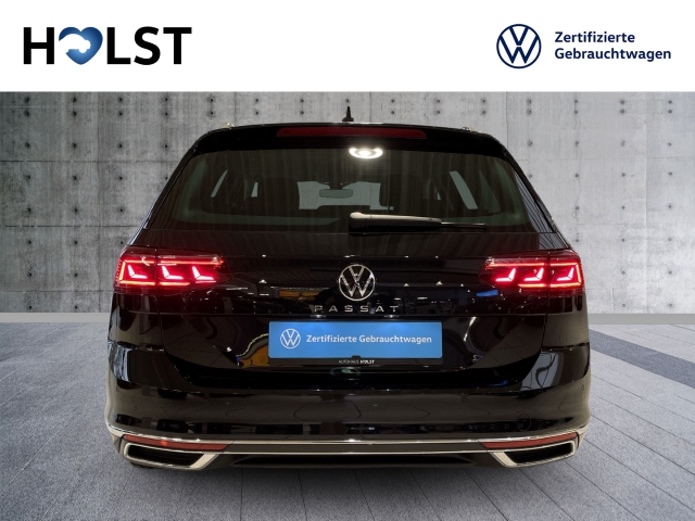 Passat Variant 2.0TDI DSG Elegance Navi LED ACC AHK