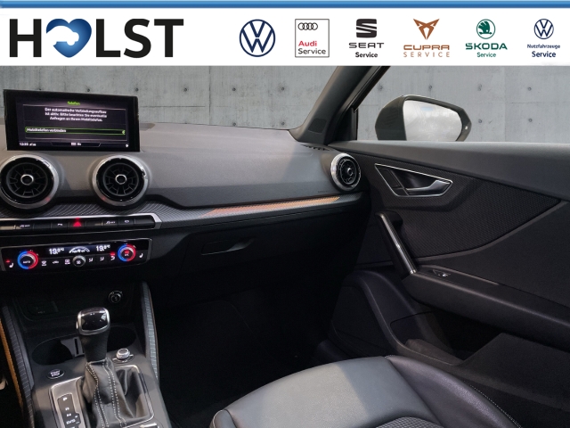 Q2 1.5TFSI DSG S-line AHK NAVI Leder LED ACC digitales Cockpit