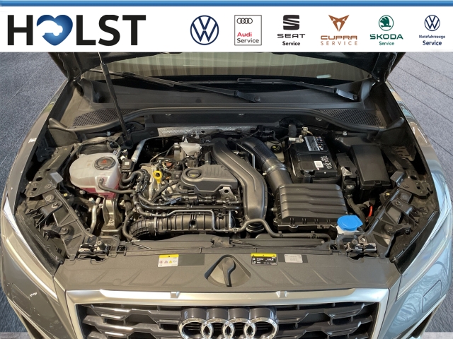 Q2 35 TFSI S-tronic S-line 18 AHK LED Style Parken Connect