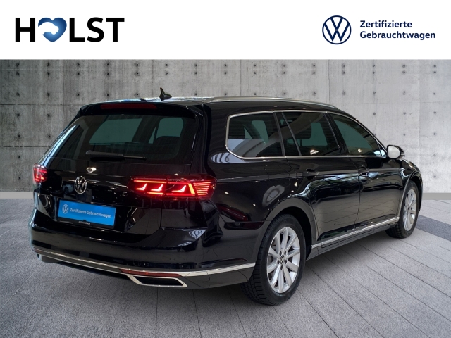 Passat Variant 2.0TDI DSG Elegance Navi LED ACC AHK