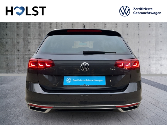 Passat Variant 2.0 TDI Elegance Navi LED ACC AHK