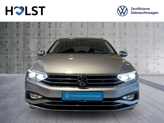 Passat Variant 2.0TDI DSG Elegance Navi LED ACC AHK