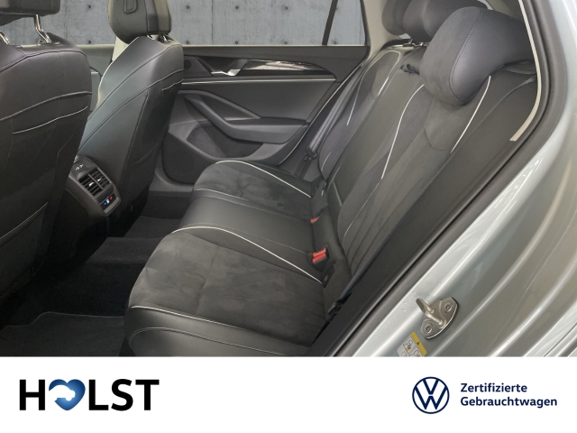 Passat 1.5TSI Ehybrid DSG Business AHK GJR HUD ACC RüFaKa