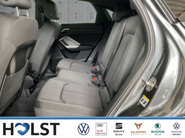 Q3 1.5TFSI S-tronic Sportback S-line NAVI GJR RüFaKa LED