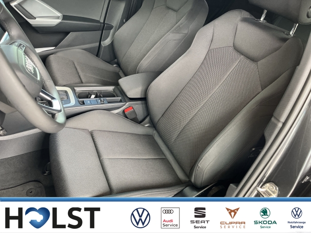 Q3 1.5TFSI S-tronic Sportback S-line NAVI GJR RüFaKa LED