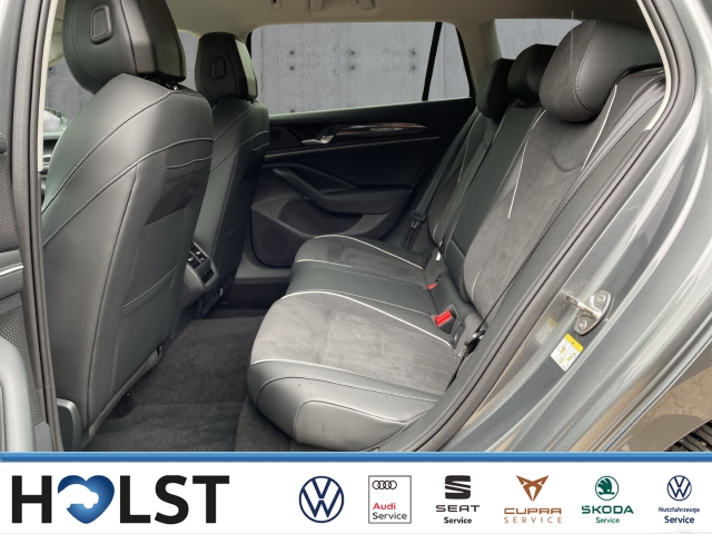Passat 2.0TDI DSG Business, Navi AHK GJR RüFaKa