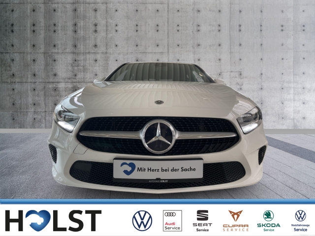 A 220 2.0L Progressive GJR LICHT+SICHT PAKET DIGT. COCKPIT