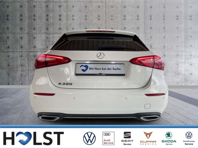 A 220 2.0L Progressive GJR LICHT+SICHT PAKET DIGT. COCKPIT
