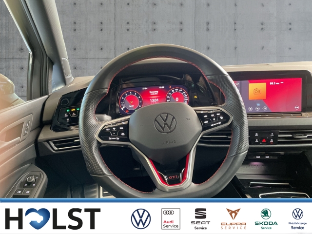 Golf VIII 2.0TFSI DSG Matrix Pano Leder DCC 19 HuD Kessy