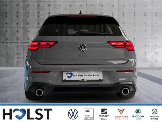 Golf VIII 2.0TFSI DSG Matrix Pano Leder DCC 19 HuD Kessy