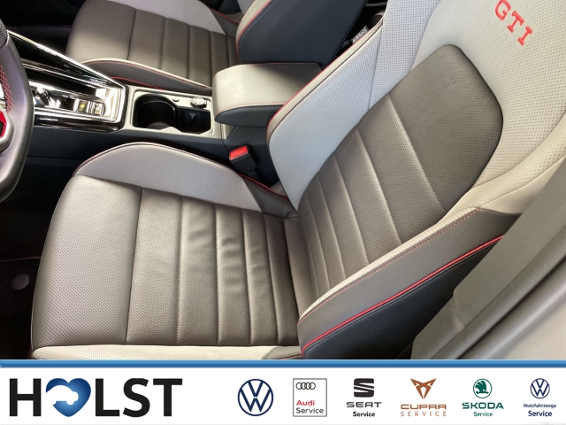 Golf VIII 2.0TFSI DSG Matrix Pano Leder DCC 19 HuD Kessy
