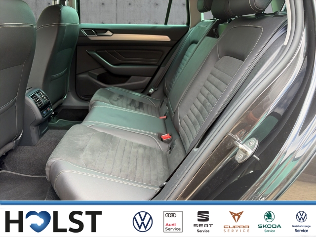 Passat 2.0TDI DSG Elegance AHK Nav Kamera
