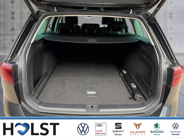 Passat 2.0TDI DSG Elegance AHK Nav Kamera