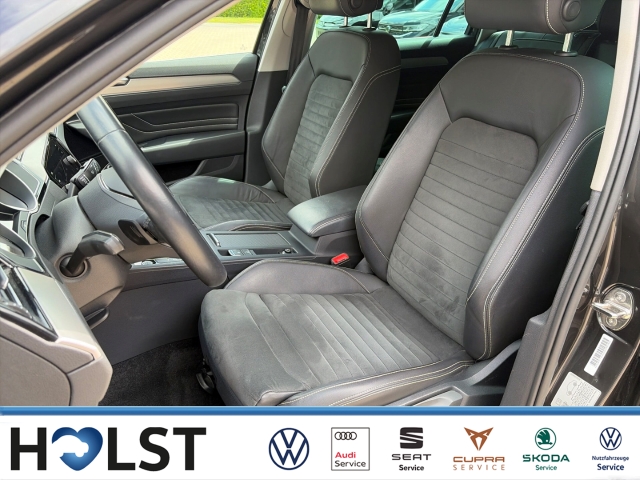 Passat 2.0TDI DSG Elegance AHK Nav Kamera