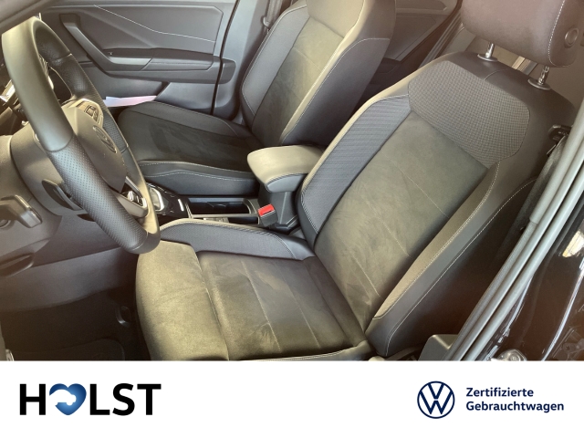 T-Roc 1.5TSI DSG R-Line AHK RüFaKa GJR NAVI ACC