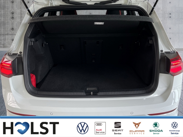 Golf GTI VIII 2.0TSI DSG MatrixLED PANO RüFaKa ACC NAVI