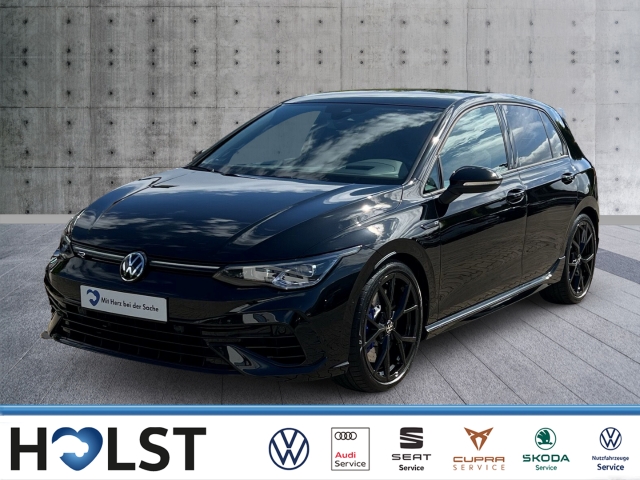 Golf VIII 2.0TSI DSG R Performance 4M. Pano Matrix-LED