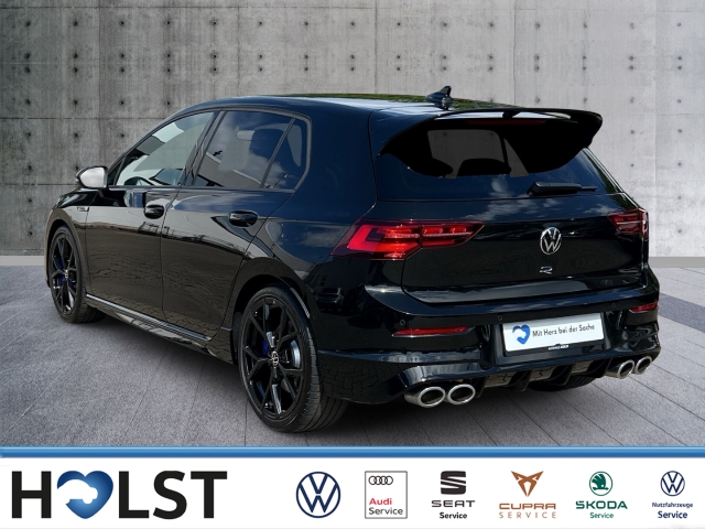 Golf VIII 2.0TSI DSG R Performance 4M. Pano Matrix-LED