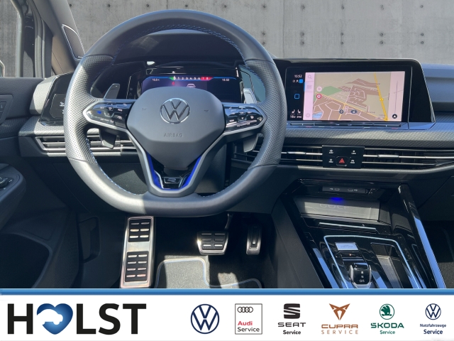 Golf VIII 2.0TSI DSG R Performance 4M. Pano Matrix-LED