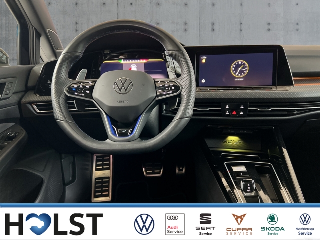 Golf R VIII Black Style IQ 19 Matrix Kessy DCC